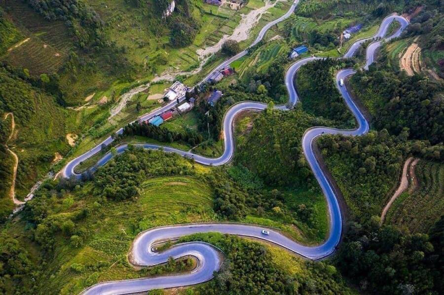Ha Giang Loop road